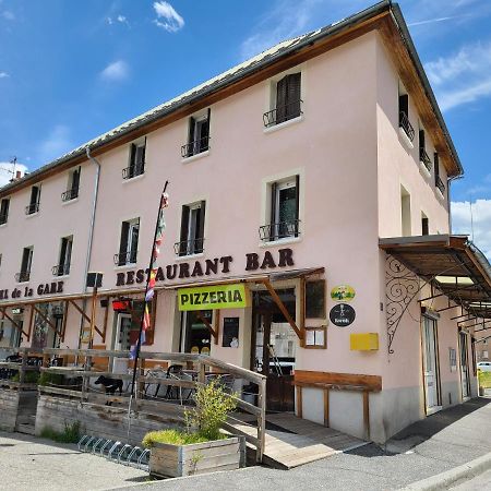 Hotel De La Gare Briançon Exterior foto